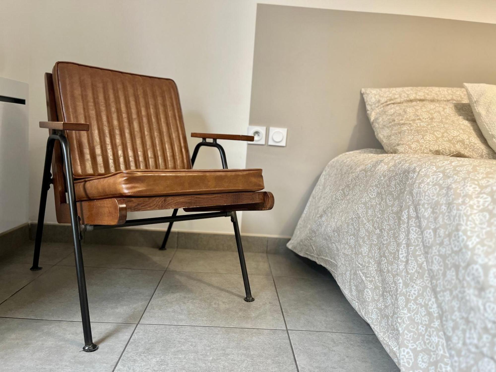 Suite Danbury Лион Экстерьер фото