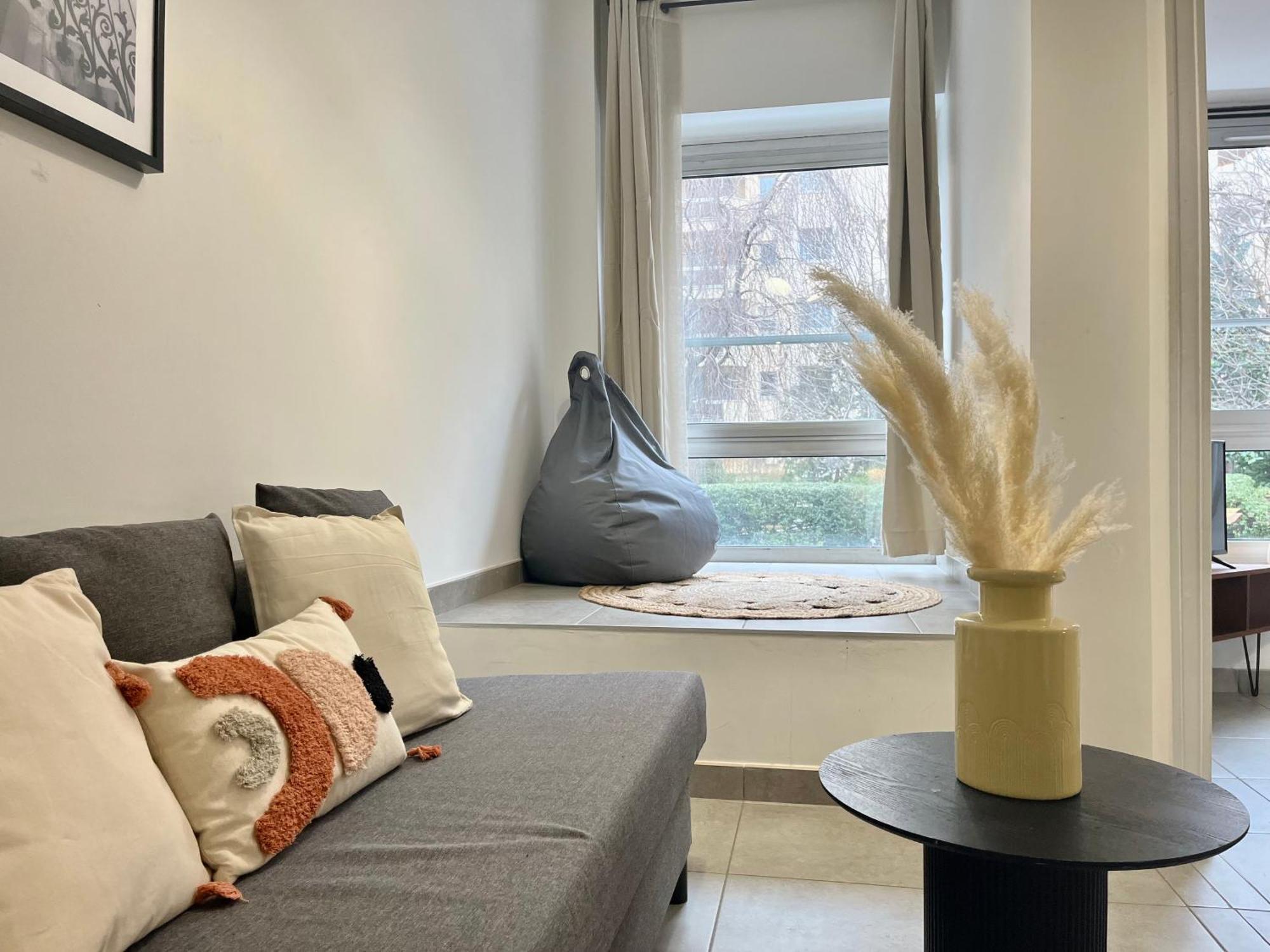 Suite Danbury Лион Экстерьер фото